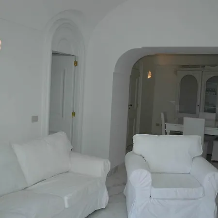 Villa Fonte Gaia كابري