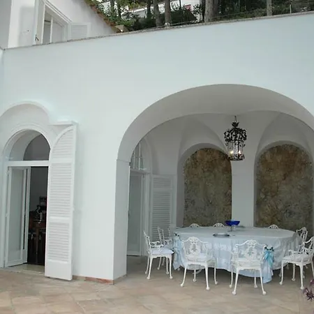 فيلة Villa Fonte Gaia
