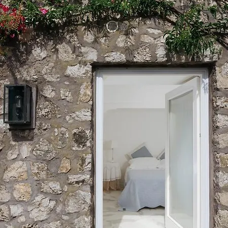 فيلة Villa Fonte Gaia كابري